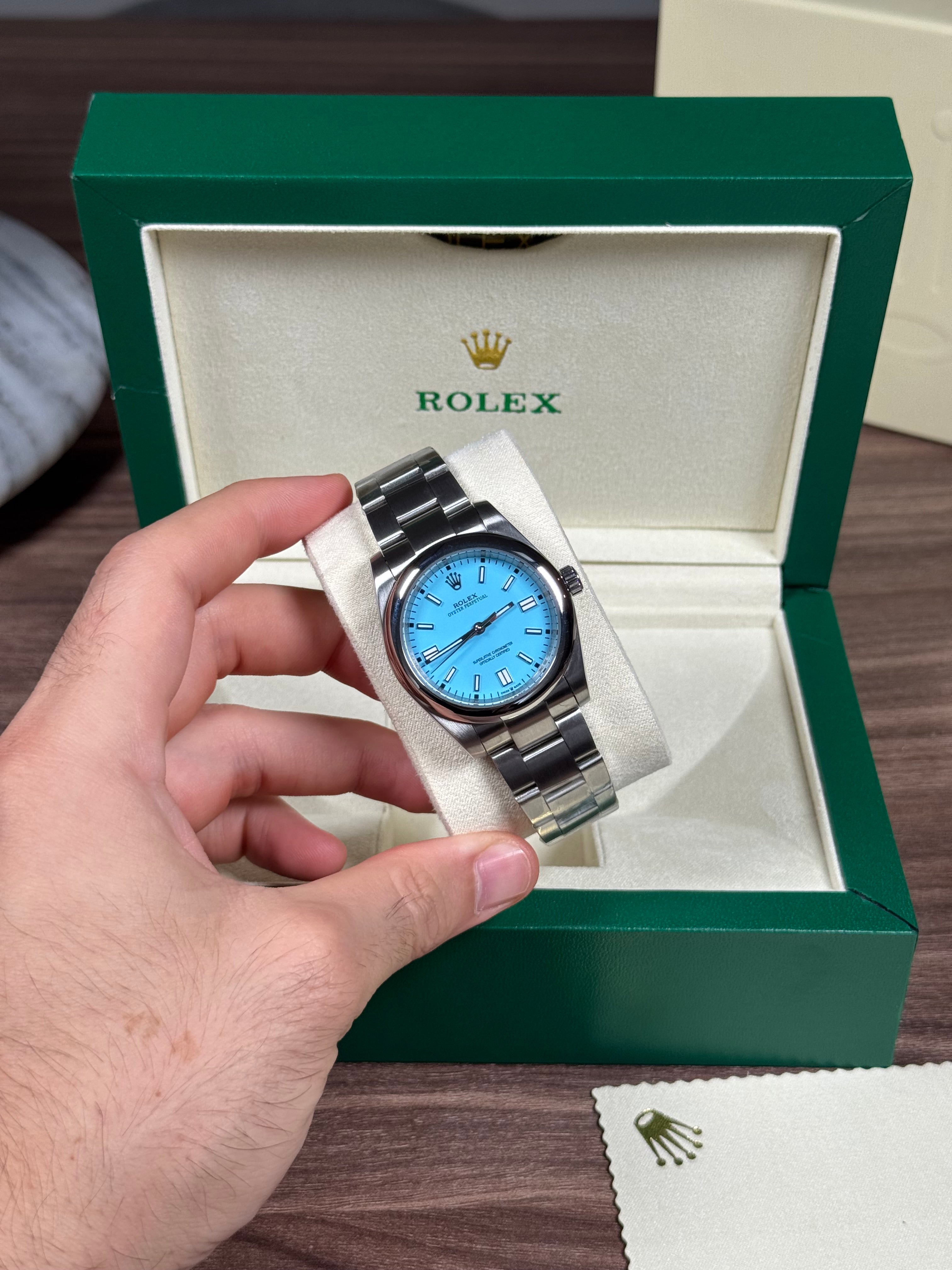 Rolex Oyster Perpetual 41 mm – Esfera Azul Turquesa